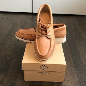 Sperry Lug Boat Shoes (Never Worn)
